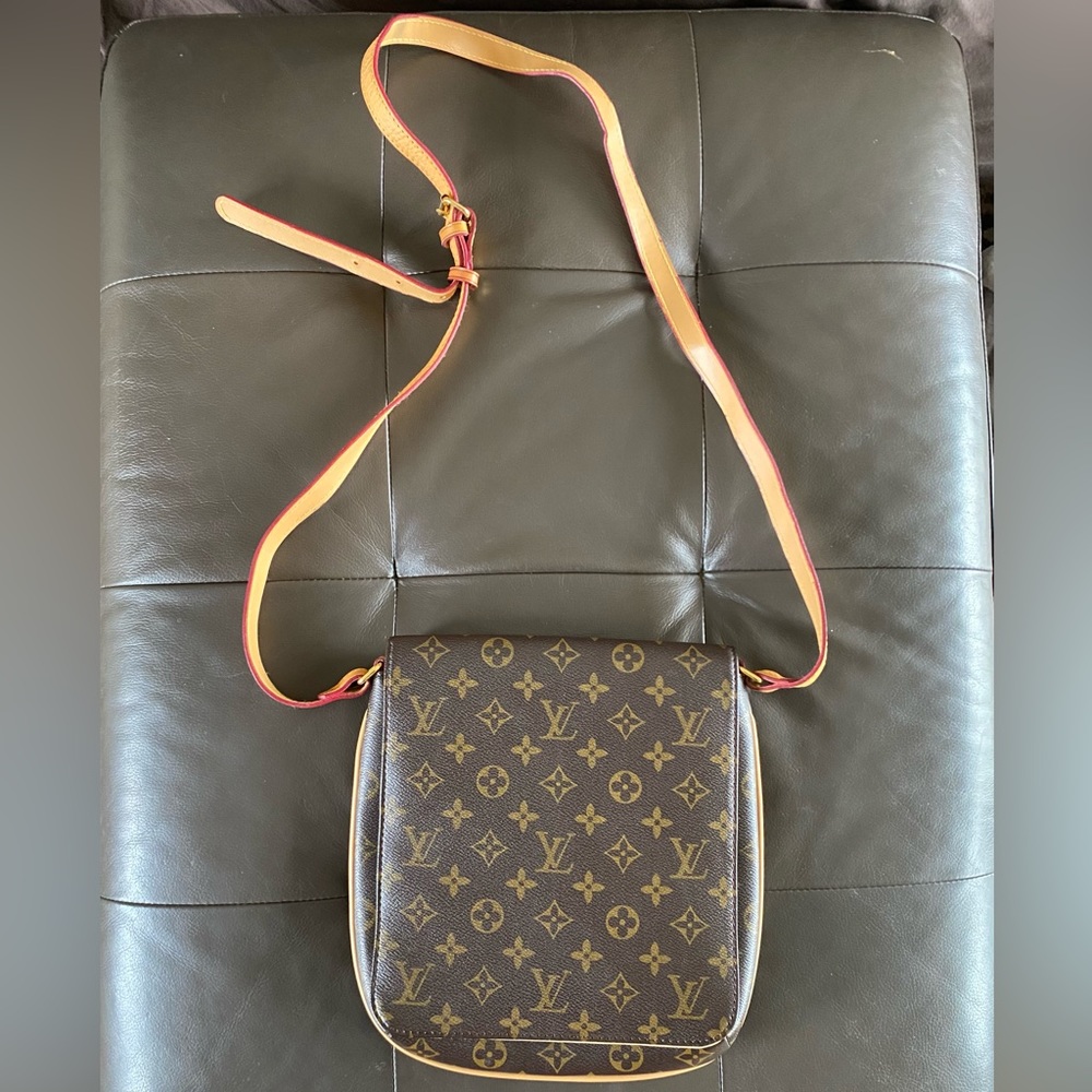 Louis Vuitton Crossbody